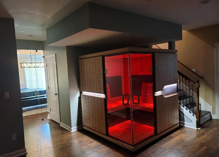 Cozy 2B 2B Spa 2 Steam Saunas Home Theater Gym