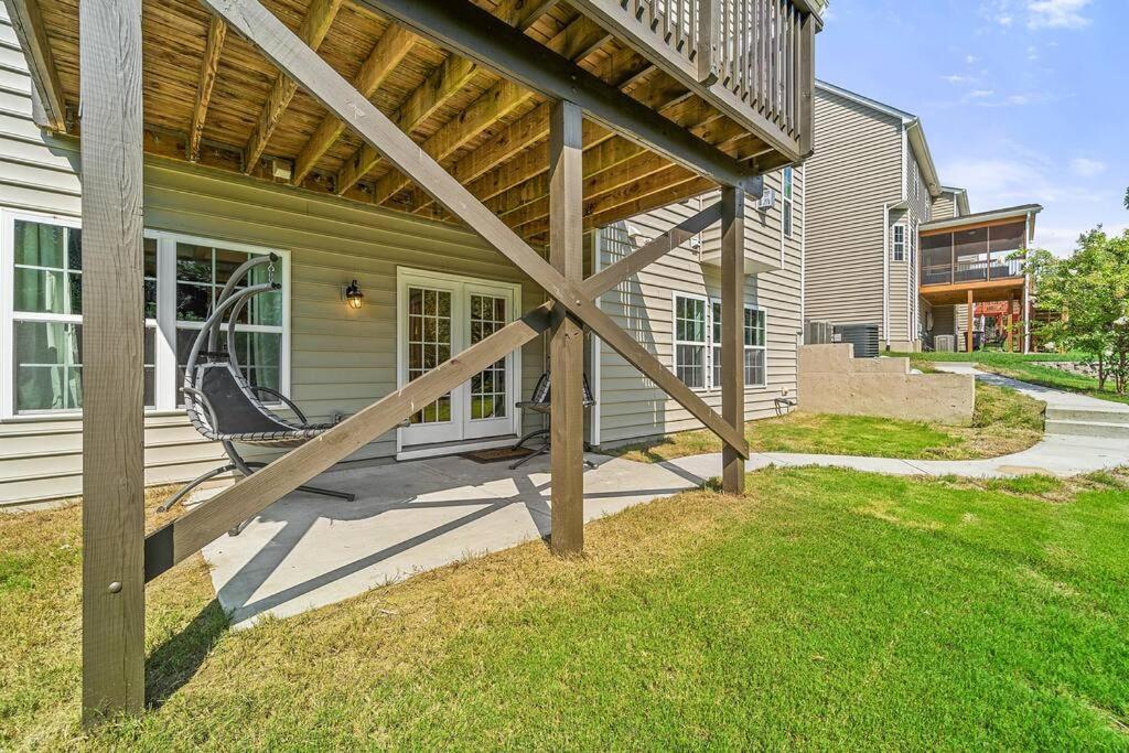 Apartment Cozy 2b 2b 2 Steam Saunas Theater Gym *